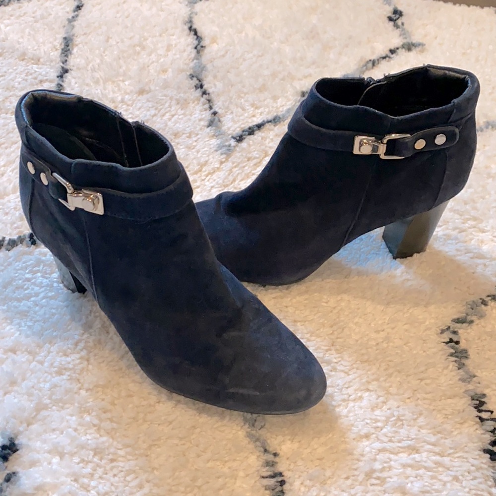 Alfani Navy Booties - Picture 3 of 8